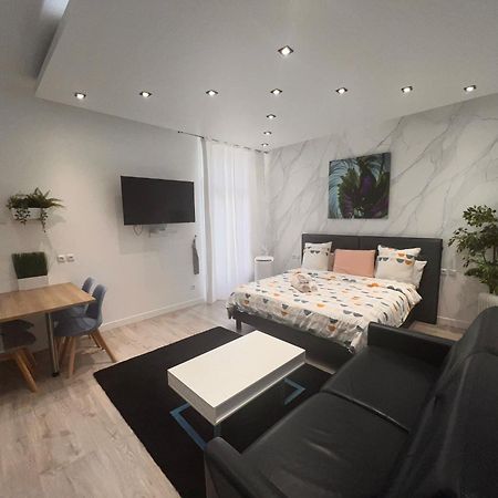 Cosy Studio Champs-Elysees - Hala ปารีส ภายนอก รูปภาพ