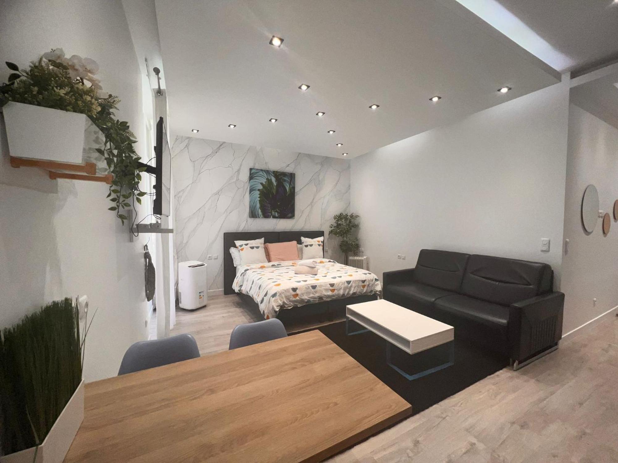 Cosy Studio Champs-Elysees - Hala ปารีส ภายนอก รูปภาพ